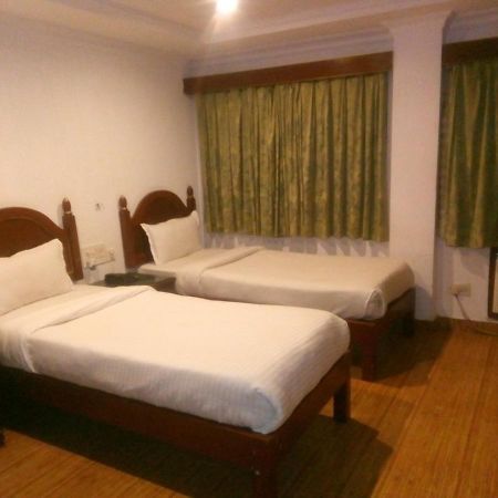 Hotel Monsoon Palace Guwahati Ngoại thất bức ảnh