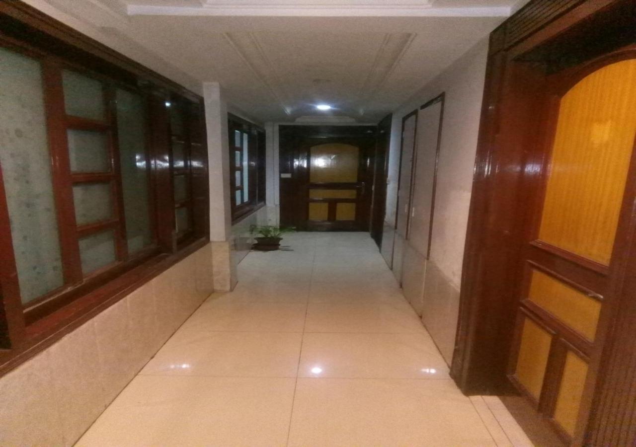 Hotel Monsoon Palace Guwahati Ngoại thất bức ảnh