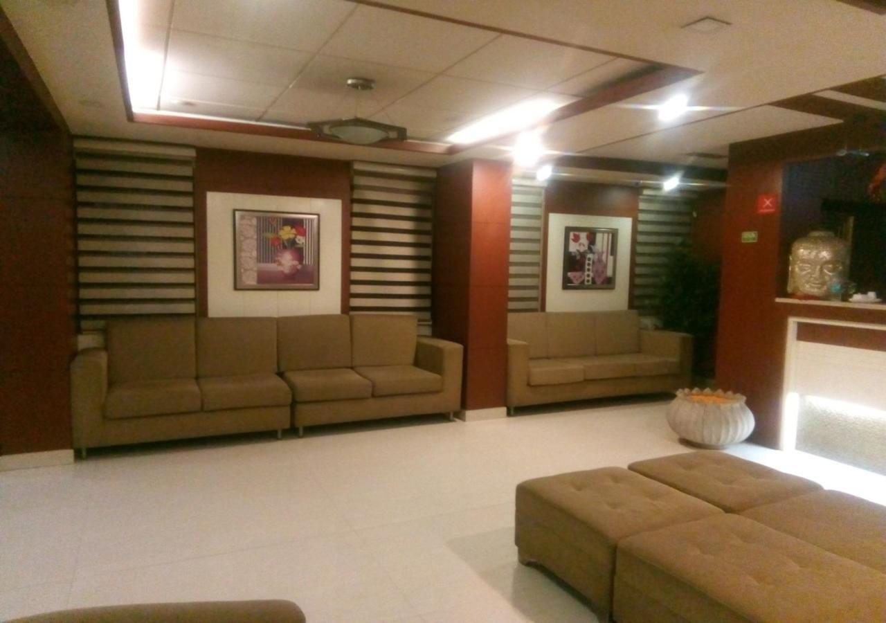 Hotel Monsoon Palace Guwahati Ngoại thất bức ảnh